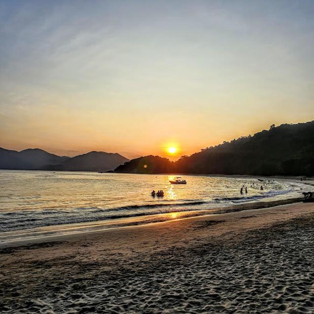 Chale Rustico E Charmoso Na Praia Para Casal! Lejlighed Ubatuba Eksteriør billede